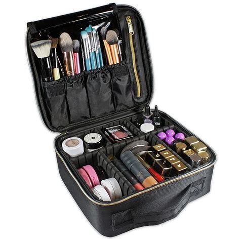Alexis vogel makeup kit - AWEFUL, Cheap, synthetic things. I have felt better brushes at the 5 and 10 store.